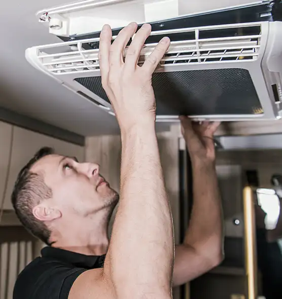  Professional Licensed And Insured Cleaners in Lynn, MA